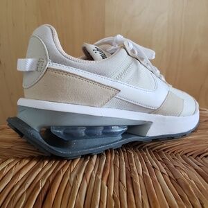 Nike Air Max Pre Day Sneakers Size 7 NEW!